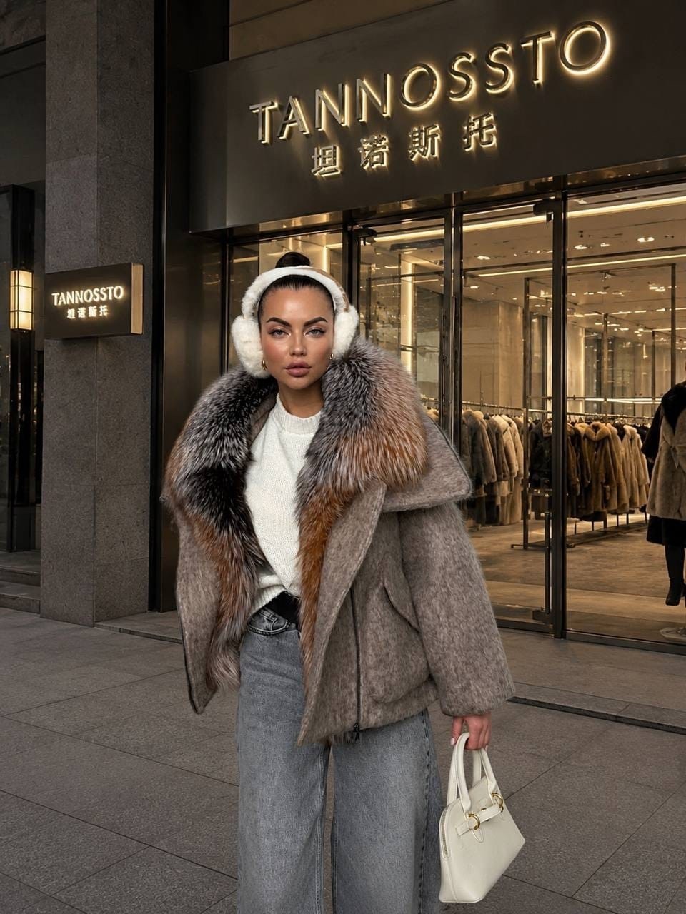 женский пуховик с натуральным мехом max mara premium,зимняя куртка-пальто оверсайз v8oss,пуховики с мехом,пуховики оверсайз,меховая куртка