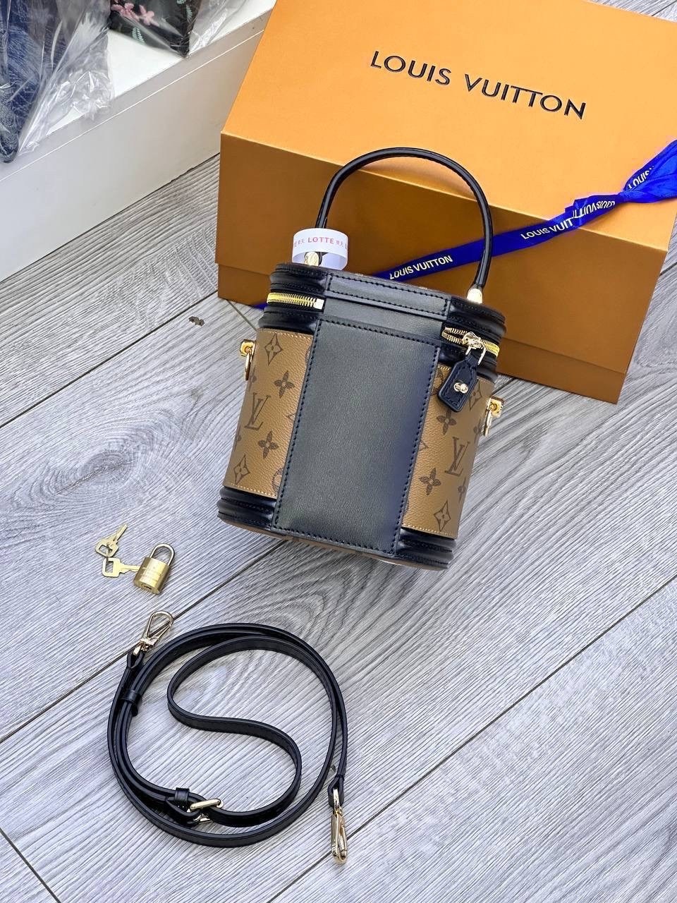 louis vuitton сумка на плечо,louis vuitton сумка ведро,louis vuitton сумка,сумка женская louis vuitton,сумка ведро луи виттон