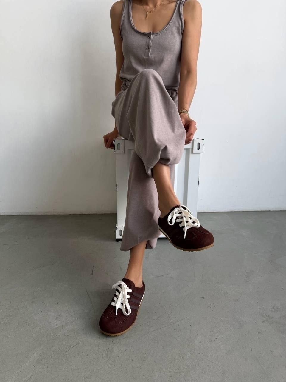 ,кроссовки adidas,кроссовки adidas samba,кроссовки adidas spezial,кроссовки женские adidas samba самба бордовые
