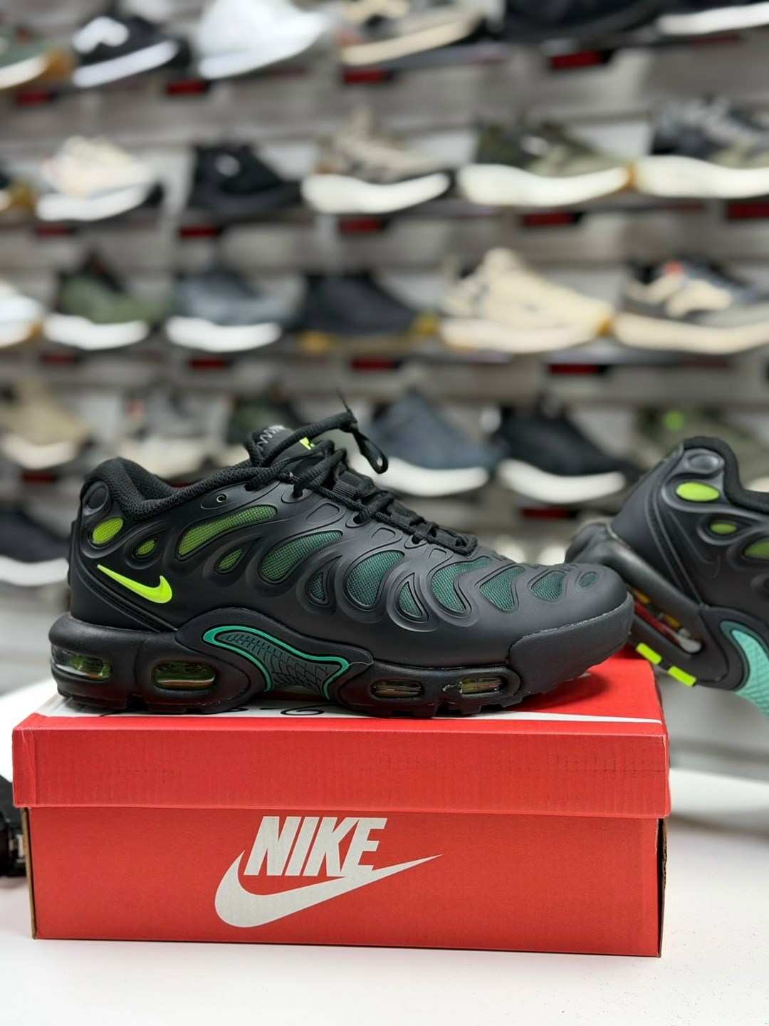 кроссовки nike air max tn plus,кроссовки nike air max plus,nike air max plus tn,,nike air max plus