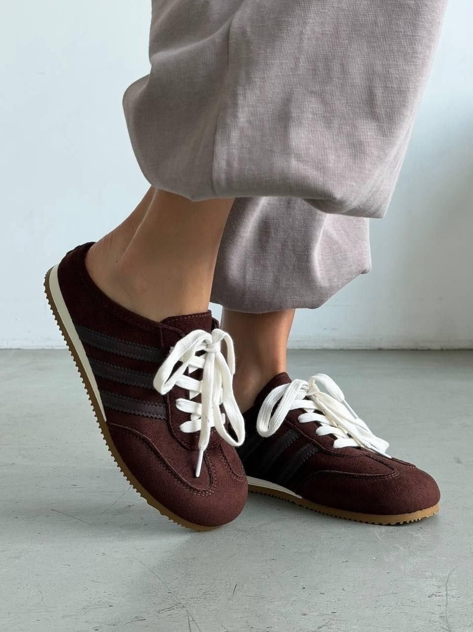 ,кроссовки adidas,кроссовки adidas samba,кроссовки adidas spezial,кроссовки женские adidas samba самба бордовые