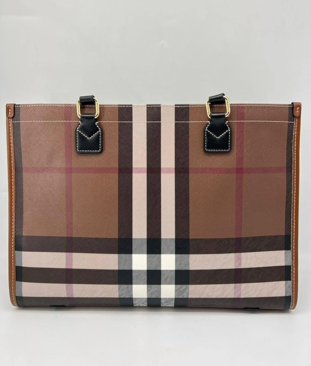 сумка burberry,burberry сумка тоут,burberry сумка женская,сумка берберри,сумка женская burberry burberry 530895652