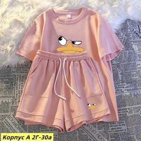 Костюм