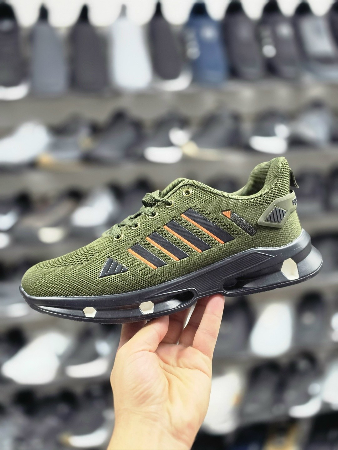 кроссовки adidas,кроссовки мужские adidas,кроссовки мужские адидас,кроссовки adidas runeo 10k цвет черный,adidas zx 750