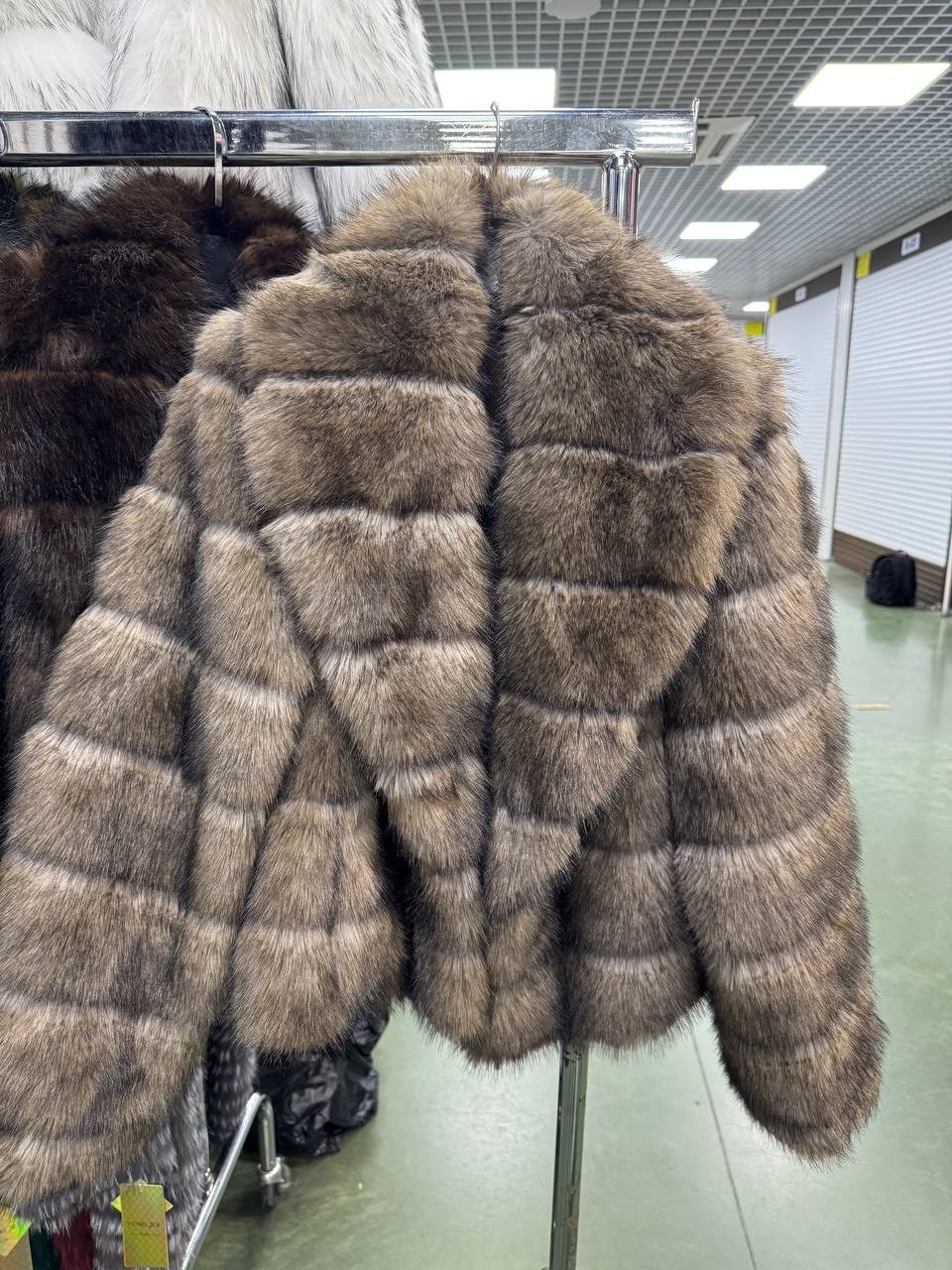 шуба из меха финского песца yana kraft brand,шуба из меха финского песца,шуба из песца,шуба соболь,шуба из соболя
