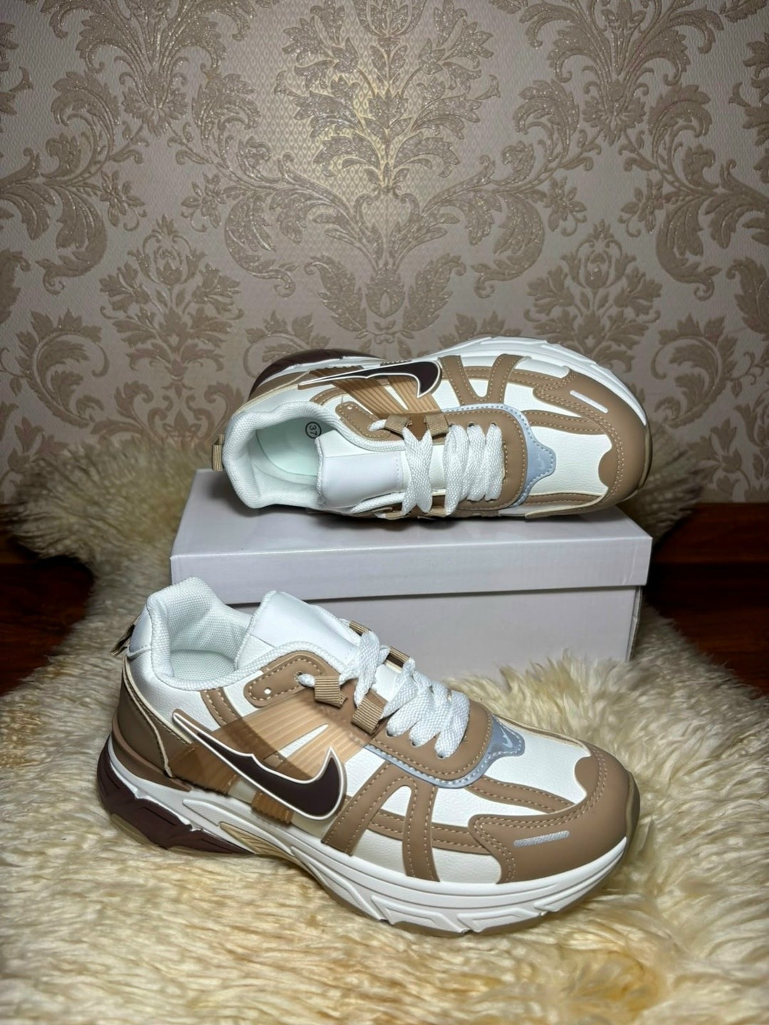 женские кроссовки nike,кроссовки nike v 2 k run,кроссовки nike,кроссовки,кроссовки женскиe