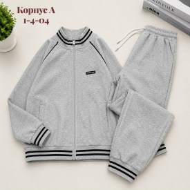 Костюм