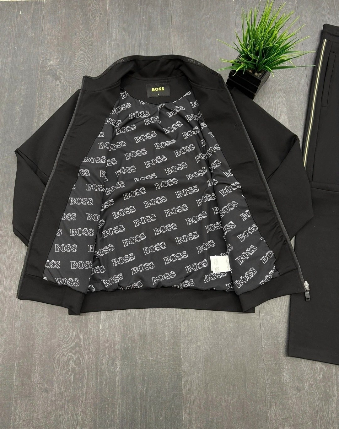 спортивный костюм hugo boss,спортивный костюм boss,спортивный костюм мужской "boss",мужской спортивный костюм hugo boss,мужские спортивные костюмы