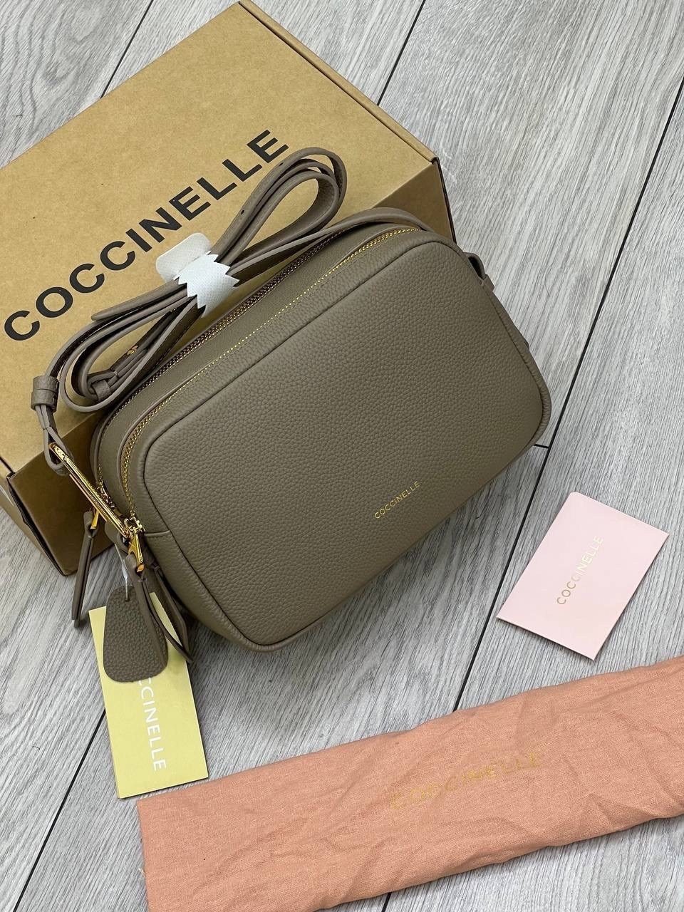 coccinelle сумка,сумка кожаная coccinelle,женская сумка coccinelle,сумка,сумка кожаная coccinelle malory
