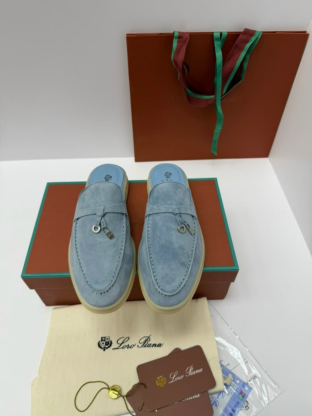 мюли loro piana,loro piana лоферы,,женские замшевые мюли loro piana голубые,лоферы loro piana женские