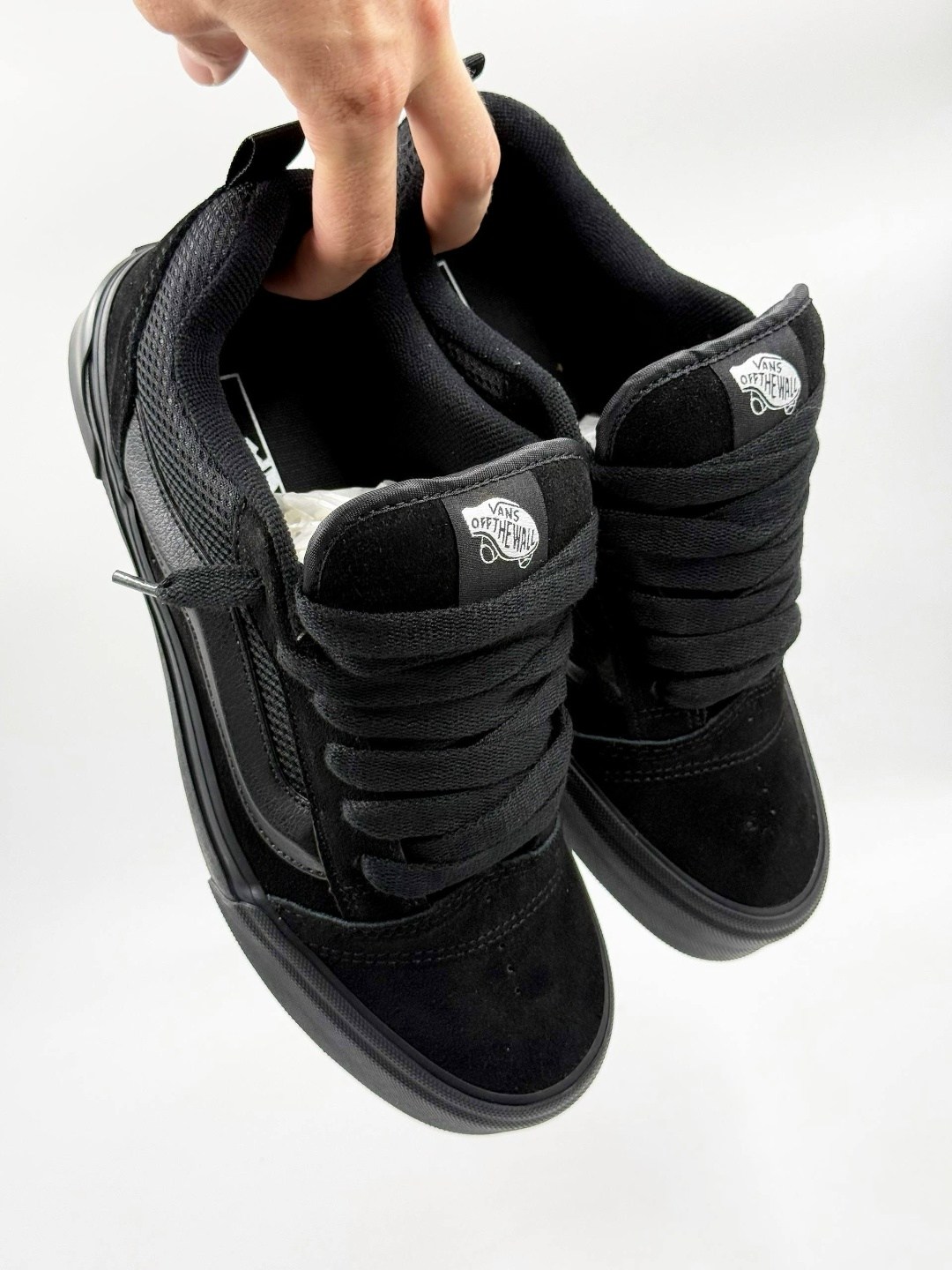 ,черные кроссовки,vans knu skool,кроссовки vans,кеды мужские vans knu skool черные