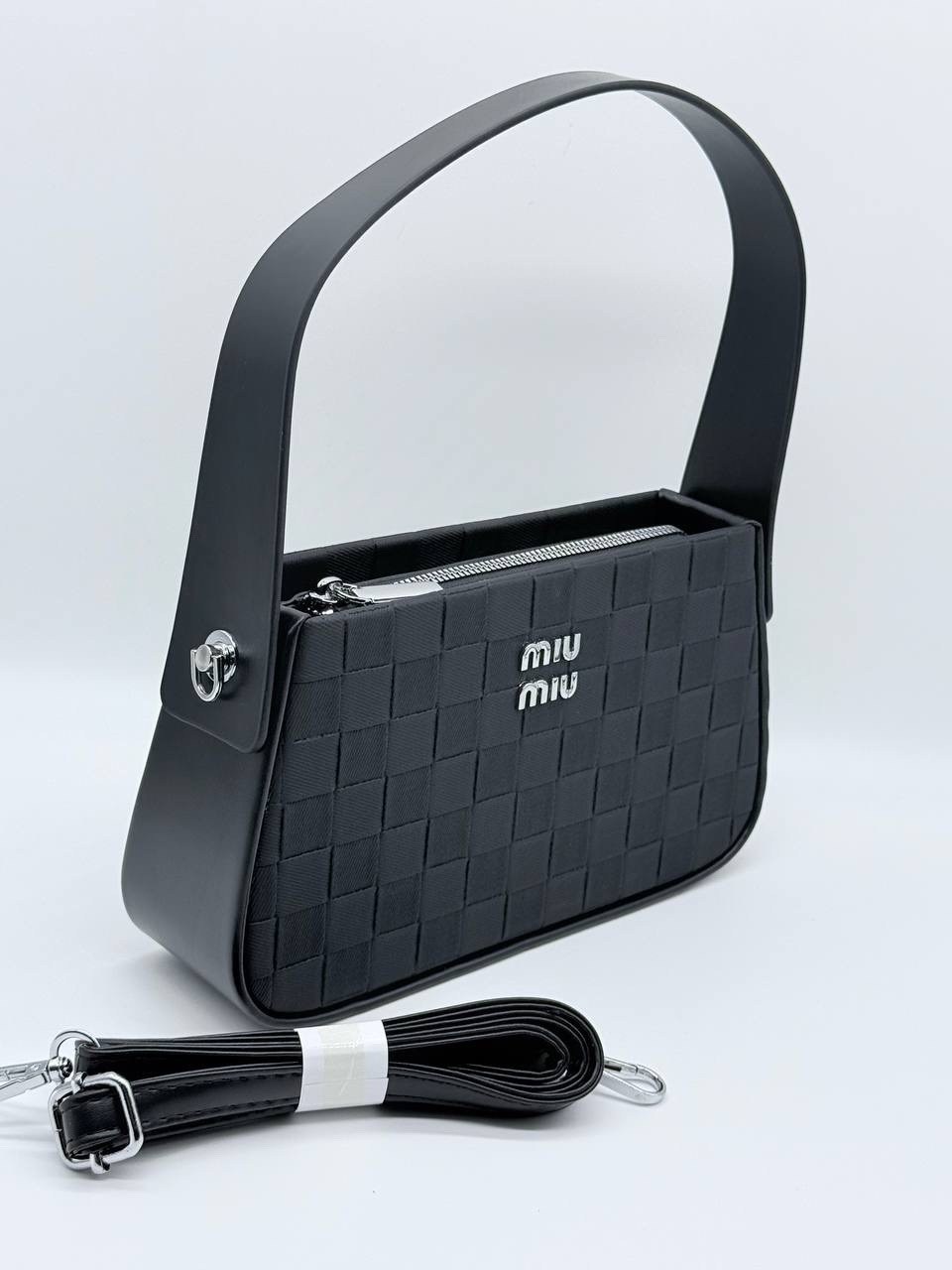 сумка miu miu,сумка женская miu miu,сумка миу миу через плечо miu miu цвет черный,сумка,трендовая сумка миу миу через плечо miu miu