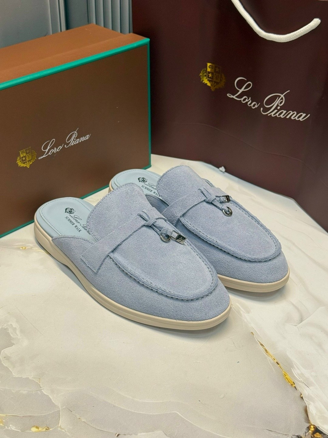 мюли loro piana,,женские замшевые мюли loro piana голубые,мюли лоро пиано женские,loro piana лоферы