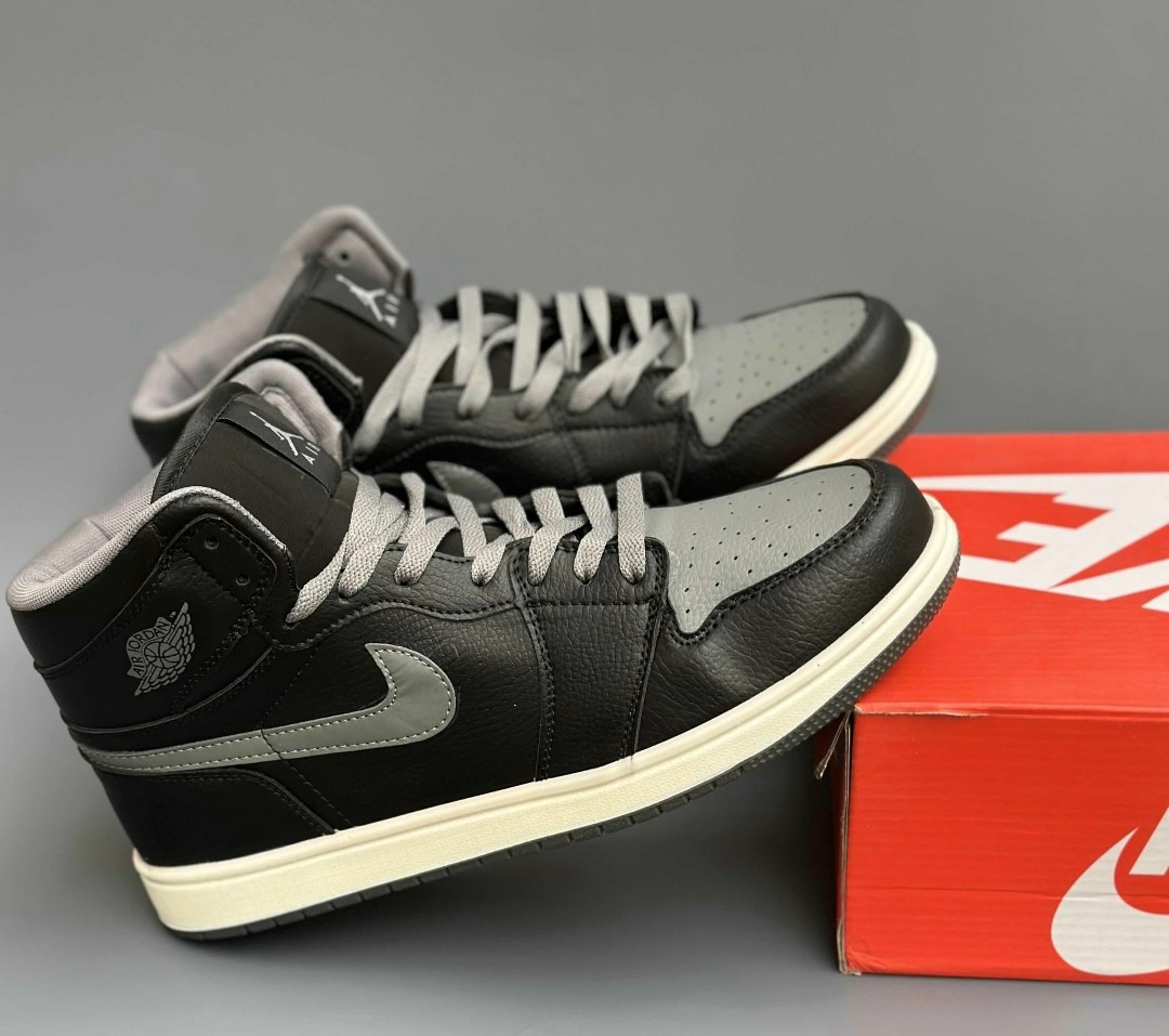 nike air jordan 1 retro high og,мужские кроссовки nike air jordan 1 retro high,nike air jordan 1 retro high,air jordan 1 retro high og,кроссовки nike air jordan 1 retro high shadow