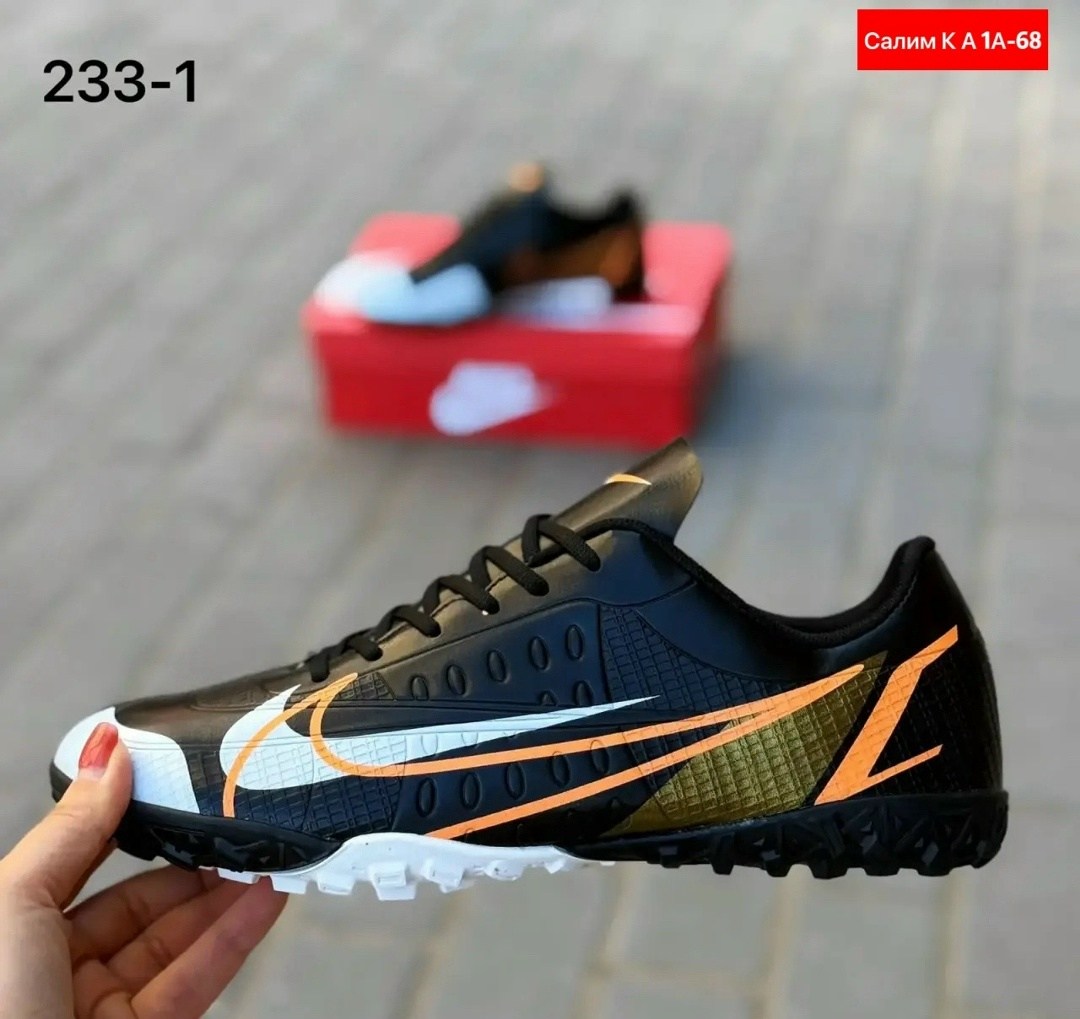 сороконожки nike,сороконожки футбольные,бутсы nike футбольные сороконожки с шипами,сороконожка для футбола,бутсы nike