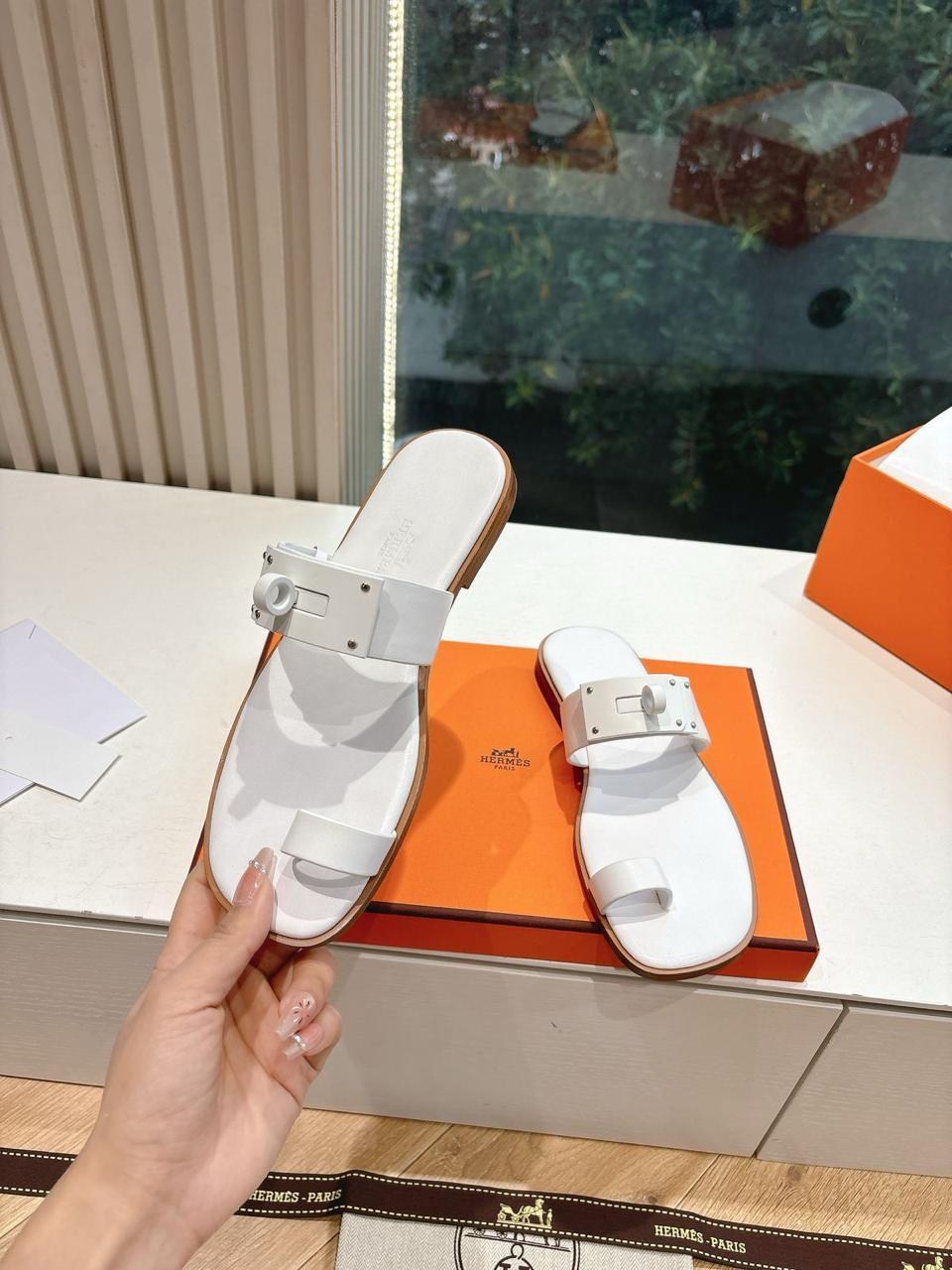 шлепки эрмес,сандалии hermes,шлепанцы hermes,сандалии женские,шлепки hermes oran