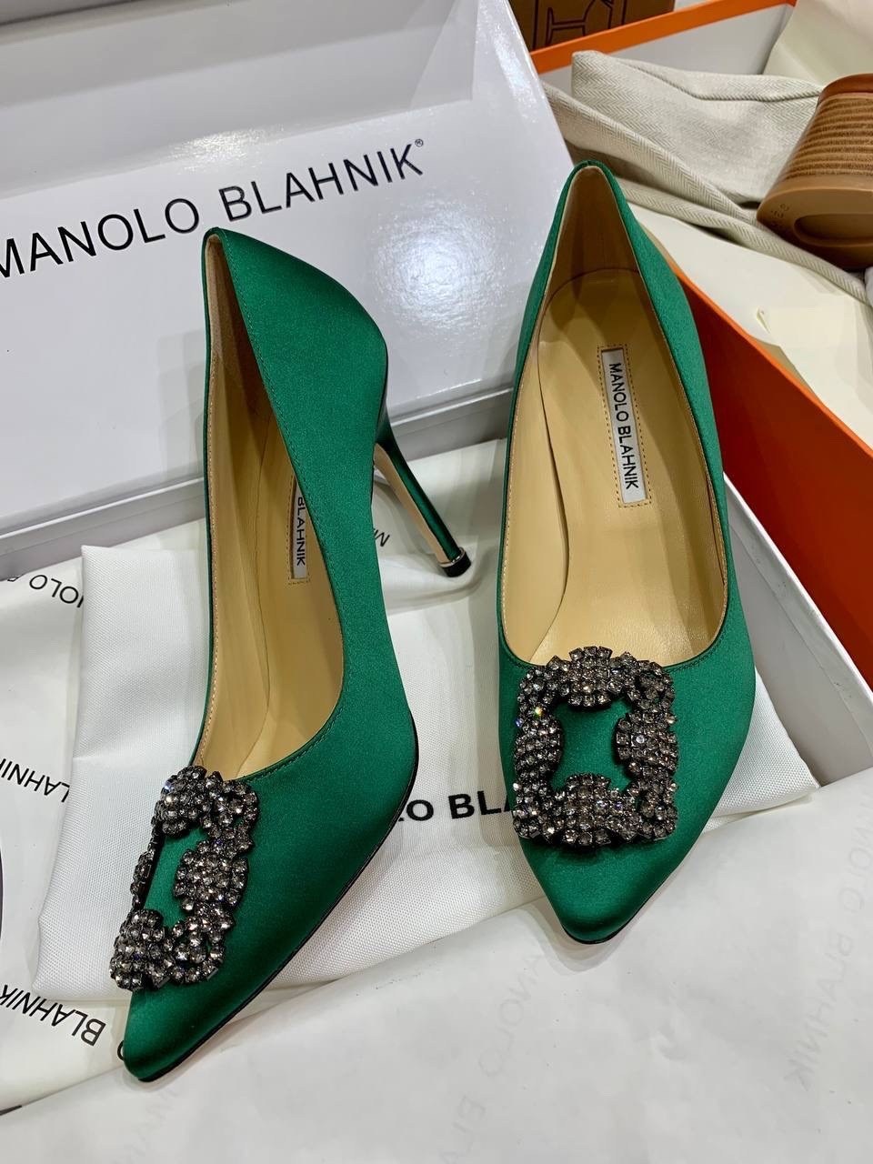 туфли manolo blahnik,туфли маноло бланик,туфли маноло бланик зеленые,туфли manolo blahnik hangisi,туфли изумрудного цвета
