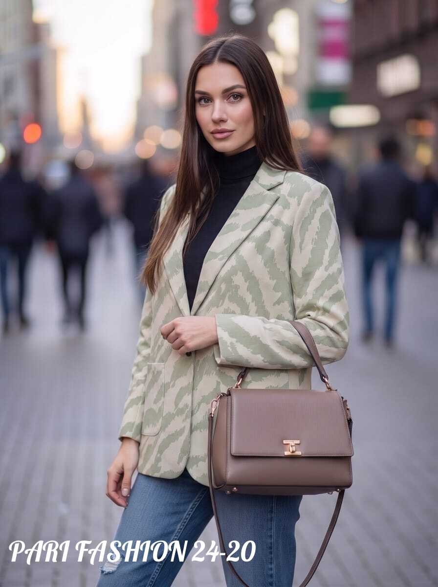 богатая девушка,,стильная девушка,жакет