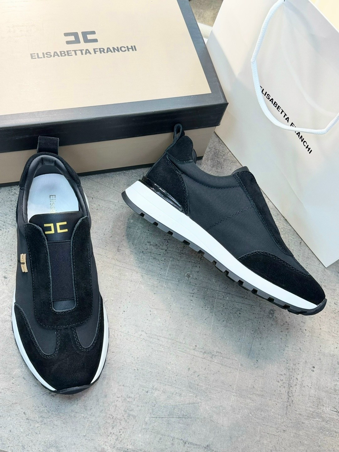 ,кроссовки женскиe,стильные кроссовки,кроссовка мужской,fendi кроссовки