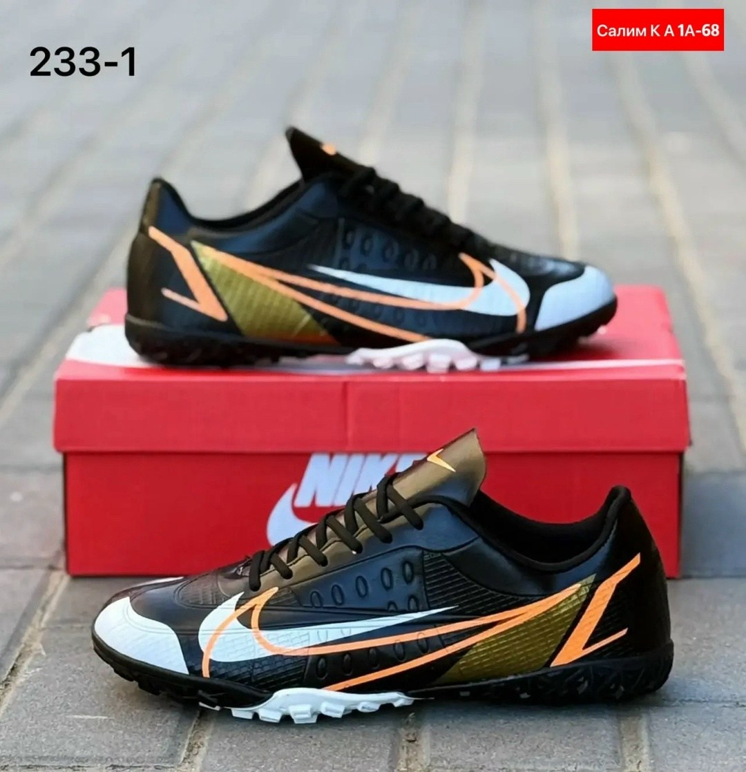 сороконожки nike,сороконожки футбольные,бутсы nike футбольные сороконожки с шипами,сороконожка для футбола,бутсы nike