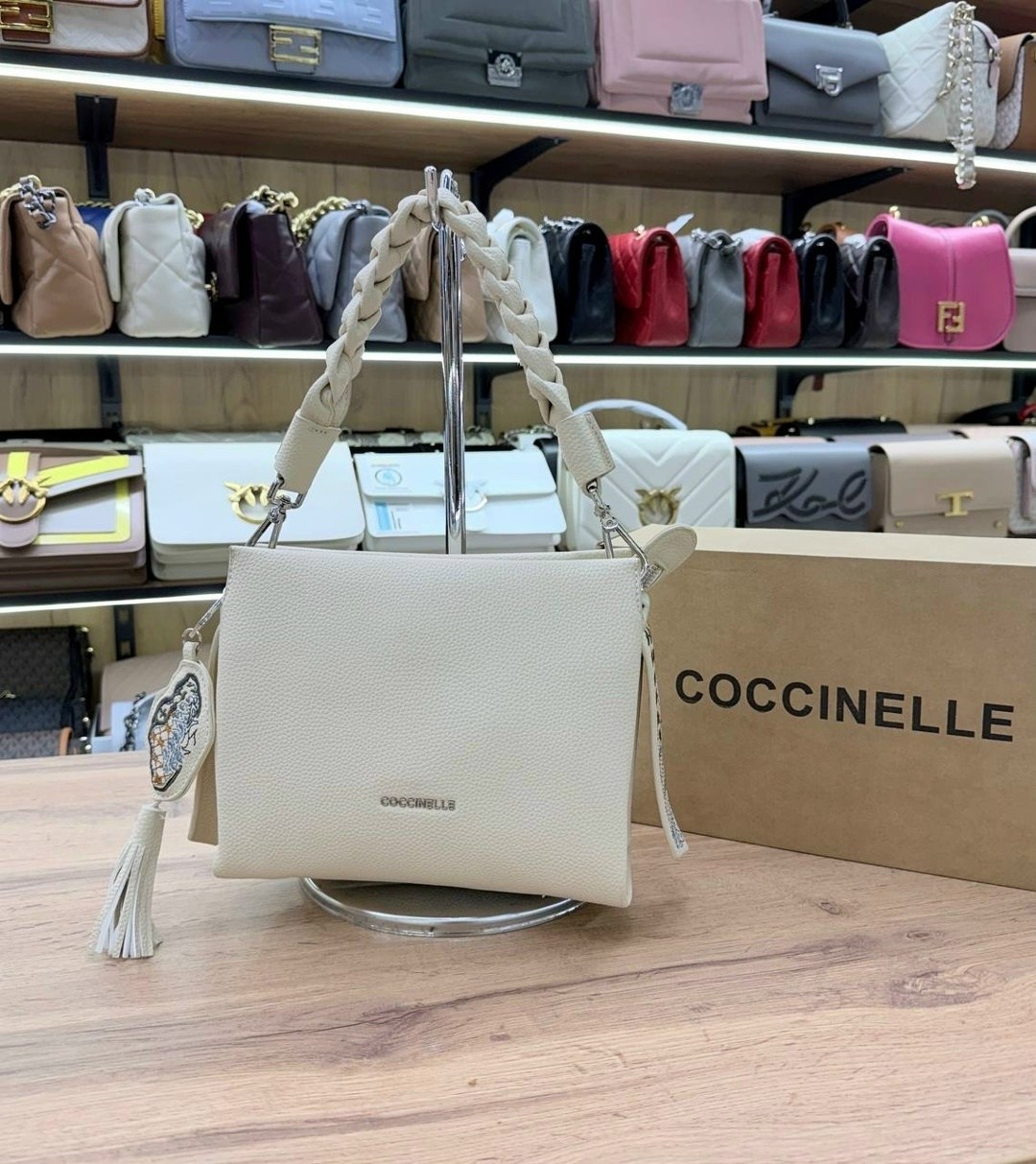 сумка coccinelle,сумка,сумка женская,сумки ,сумочка