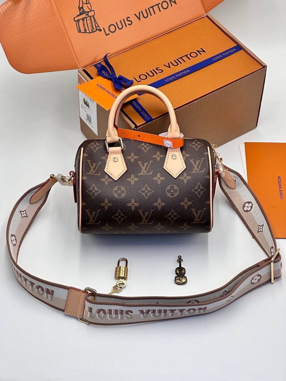 сумка женская louis vuitton,сумка louis vuitton,louis vuitton сумка на плечо,louis vuitton сумка кросс-боди,кожаная сумка louis vuitton