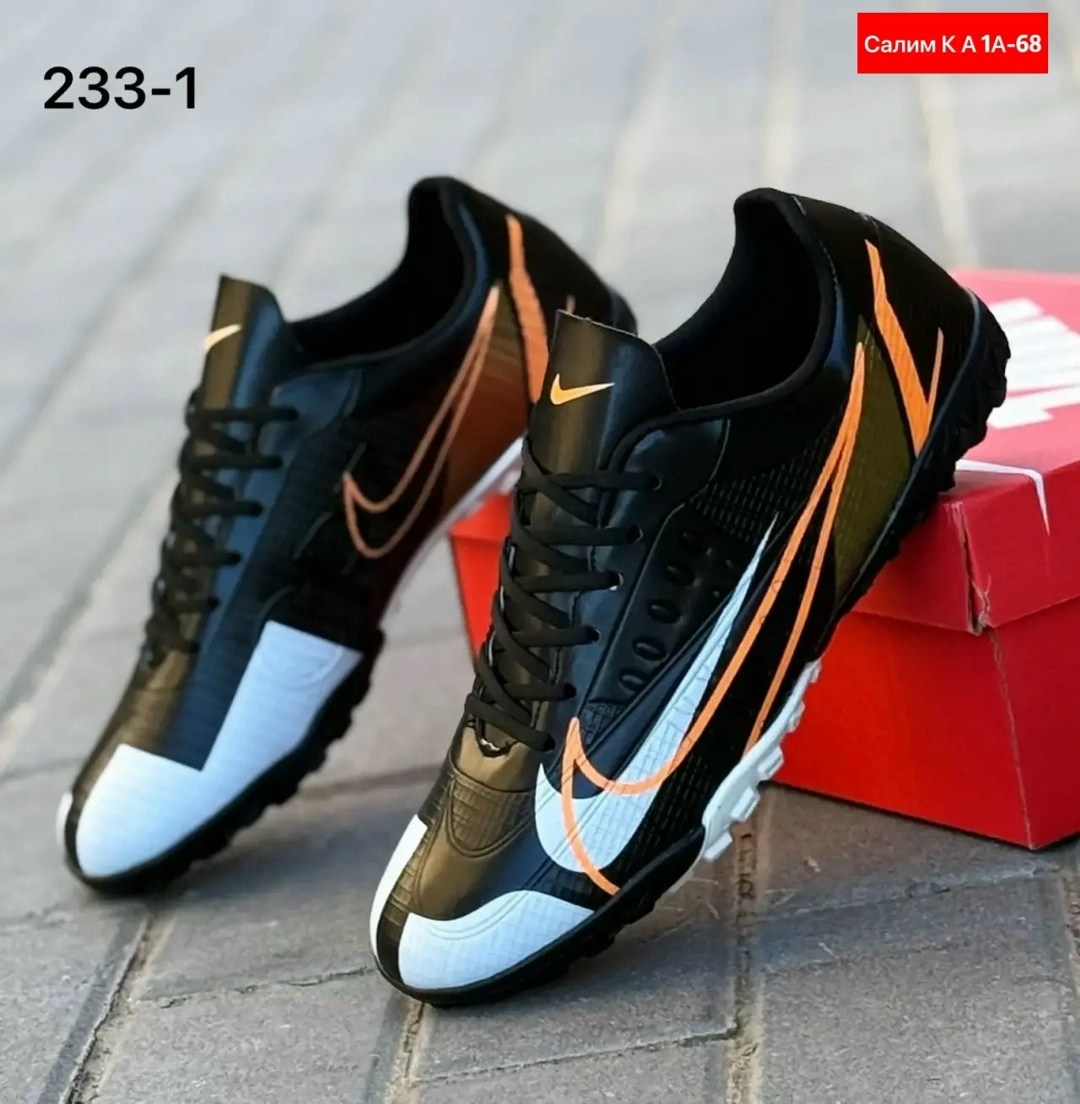 сороконожки nike,сороконожки футбольные,бутсы nike футбольные сороконожки с шипами,сороконожка для футбола,бутсы nike