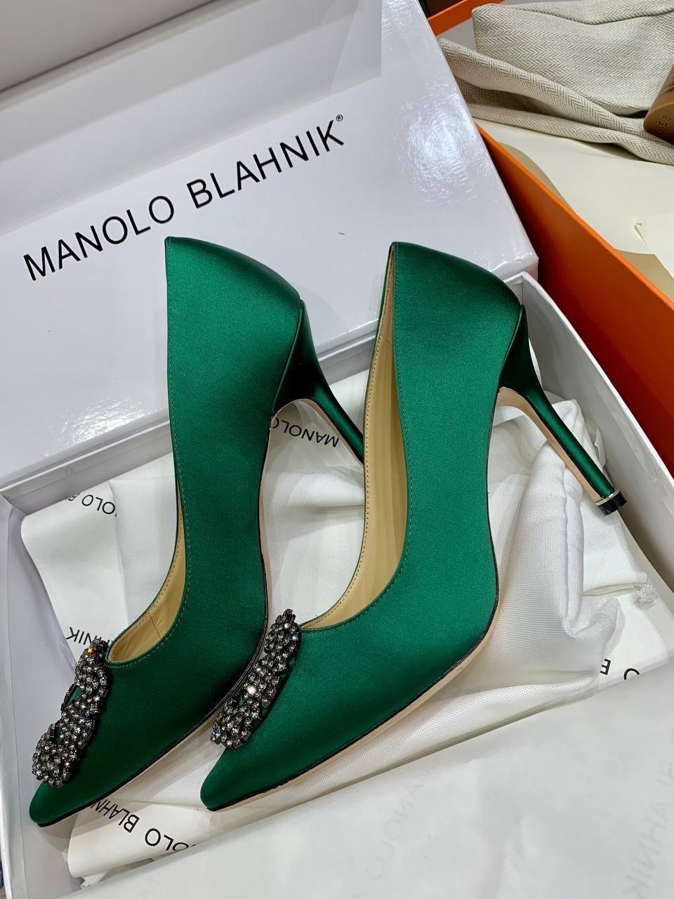 туфли manolo blahnik,туфли маноло бланик,туфли маноло бланик зеленые,туфли manolo blahnik hangisi,туфли изумрудного цвета