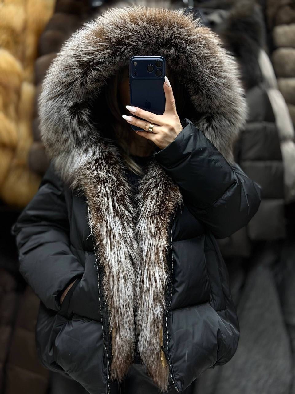 пуховик с натуральным мехом,пуховик с натуральным мехом чернобурки,пуховик с мехом,куртка - пуховик с мехом чернобурки city furs,пуховик с чернобуркой