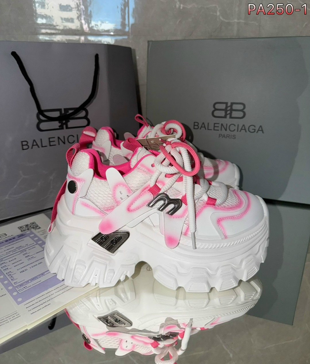 кроссовки balenciaga женские,кроссовки balenciaga,кроссовки баленсиага женские оригинал,кроссовки balenciaga на высокой подошве арт. р135, balenciaga