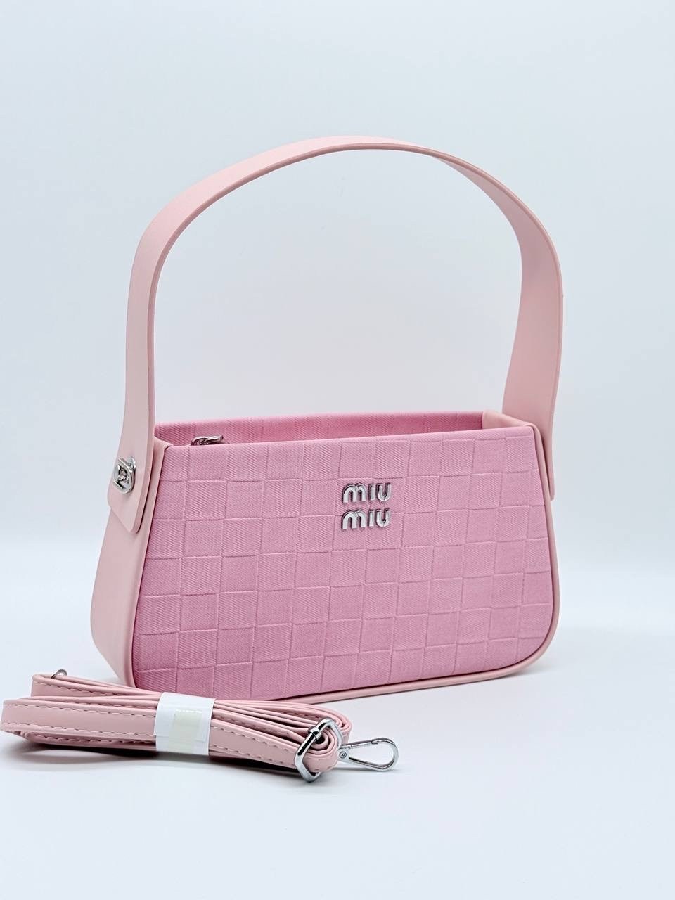 сумка miu miu,сумка женская miu miu,сумка миу миу через плечо miu miu цвет черный,сумка,трендовая сумка миу миу через плечо miu miu