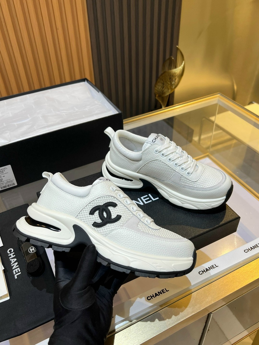 женские брендовые кожаные кроссовки chanel premium,кроссовки chanel женские,кроссовки chanel,женская брендовая  - кроссовки,кроссовки chanel оригинал