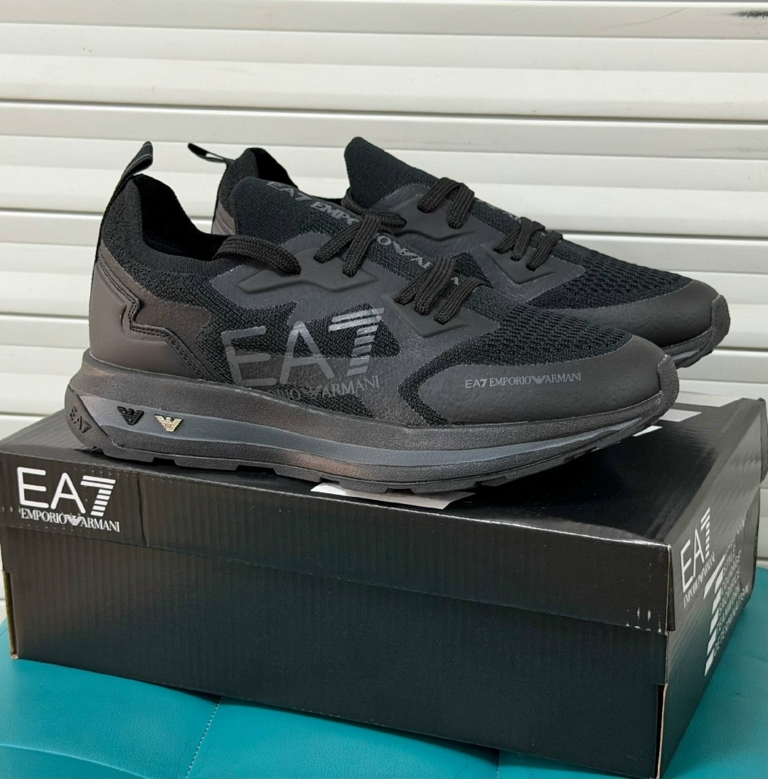 кроссовки,ea7 emporio armani кроссовки,мужские кроссовки,кроссовки армани,черные кроссовки