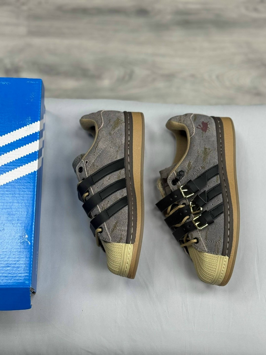кроссовки adidas superstar,спортивная  ad originals superstar adidas,кроссовки adidas,кроссовки adidas superstar rabbit hole brown,адидас супер стар