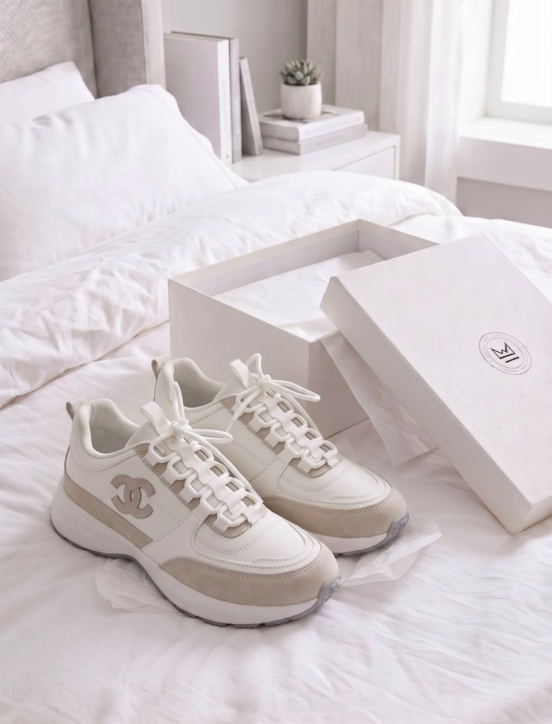 ,кроссовки женскиe,женские кроссовки chanel,chanel кроссовки,кроссовки диор