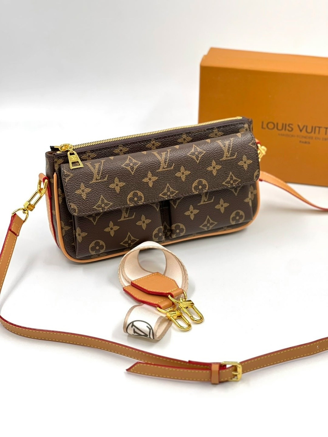 сумкa louis vuitton,louis vuitton сумка на плечо,pochette louis vuitton,женская сумка louis vuitton,louis vuitton monogram