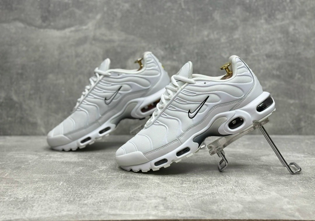 кроссовки nike air max tn plus,кроссовки,nike air max tn plus,мужские кроссовки nike air max tn plus,кроссовки nike air max tn