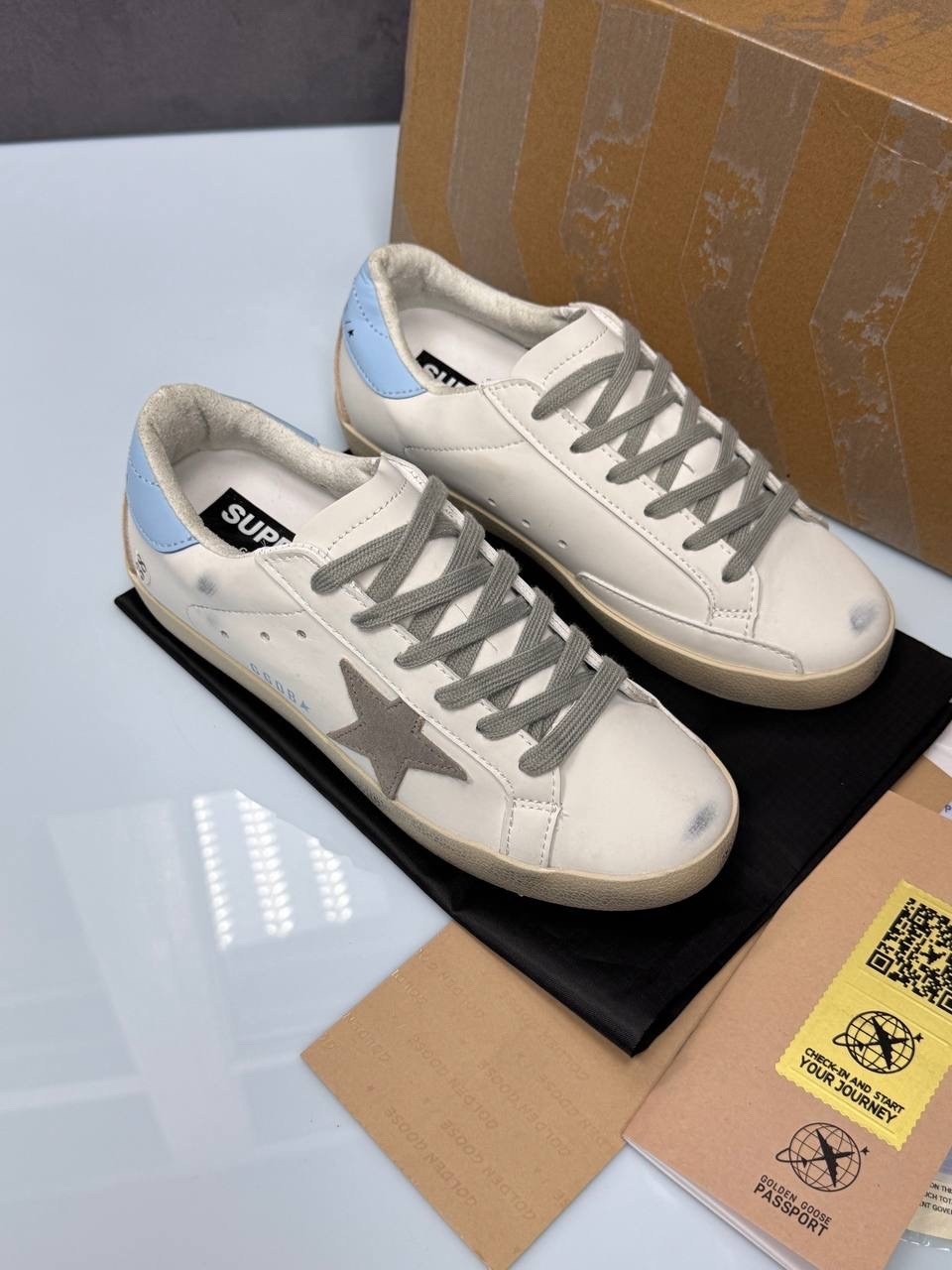 кроссовки golden goose,,кеды golden goose,состаренные кроссовки,кеды golden goose deluxe brand кожаные superstar
