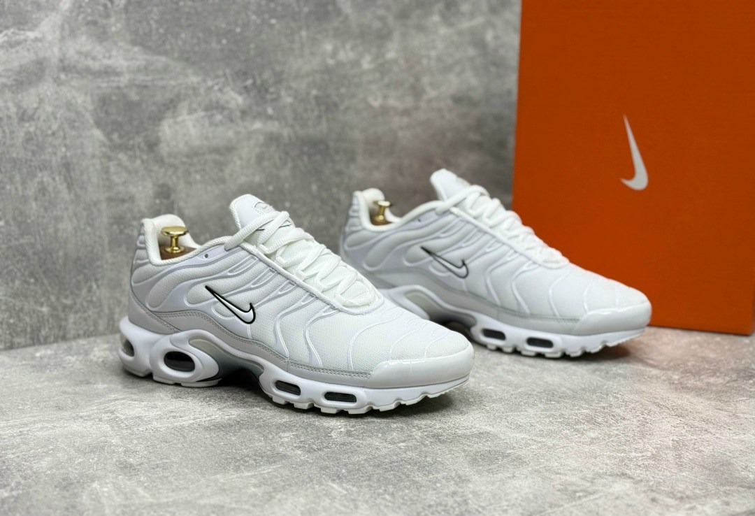 кроссовки nike air max tn plus,кроссовки,nike air max tn plus,мужские кроссовки nike air max tn plus,кроссовки nike air max tn