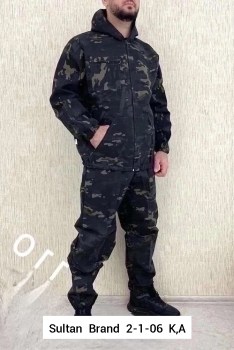 Костюм