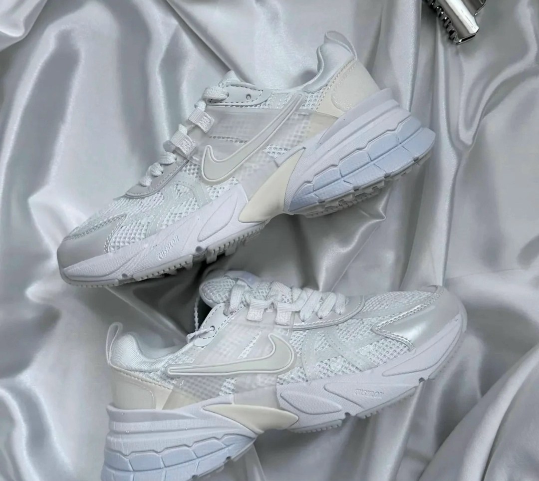 кроссовки nike,женские кроссовки nike,кроссовки nike v 2 k run,кроссовки nike v2k run,женские кроссовки