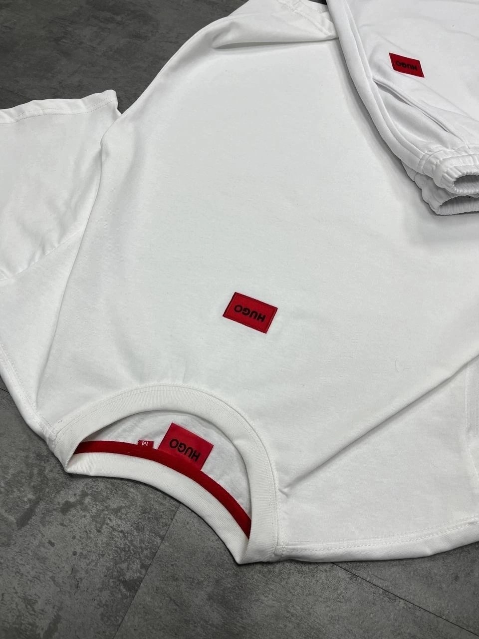 спортивные штаны hugo boss,спортивные брюки мужские,брюки для мужчин hugo boss regular-fit logo joggers,спортивные брюки мужские hugo boss 1830745 черные l,трикотажные брюки