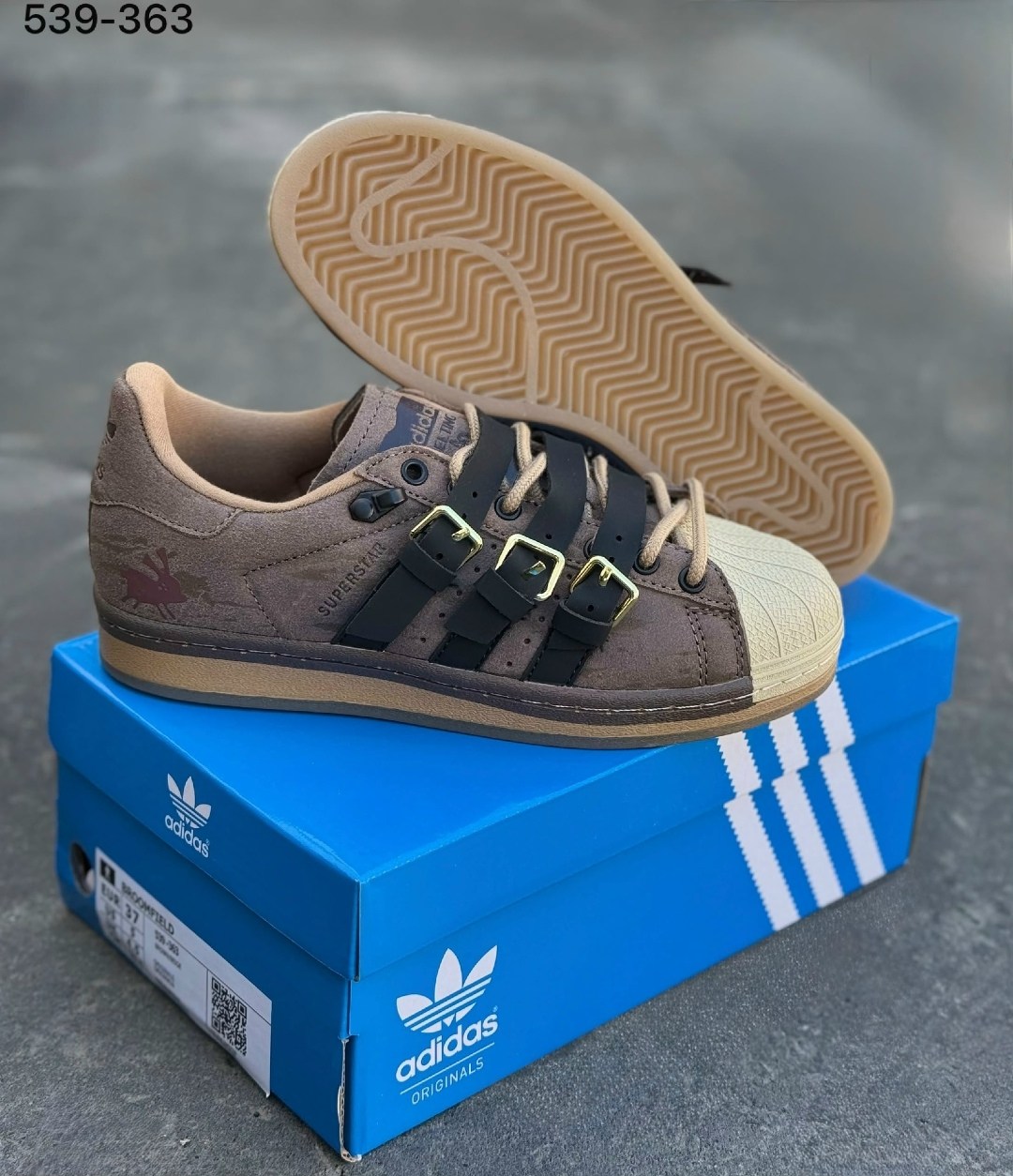 кроссовки adidas superstar,спортивная  ad originals superstar adidas,,кроссовки adidas superstar rabbit hole brown,кроссовки adidas superstar peri shoes