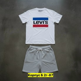 Костюм