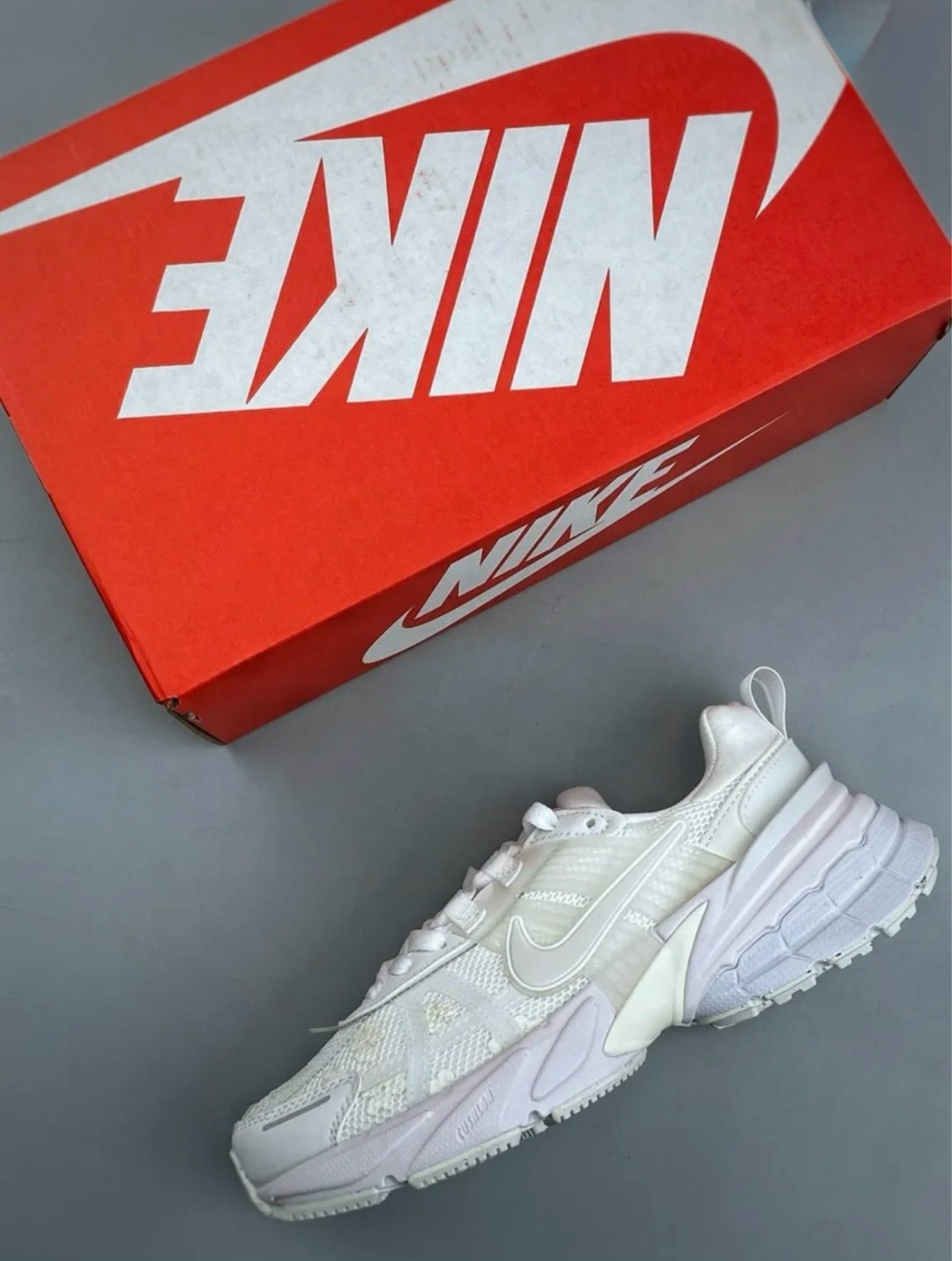 кроссовки nike,женские кроссовки nike,кроссовки nike v 2 k run,кроссовки nike v2k run,женские кроссовки