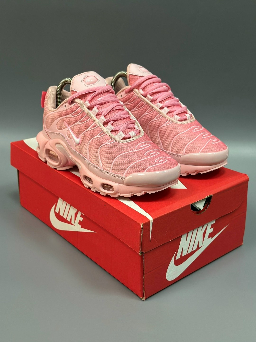 женские кроссовки nike air max plus tn pink,кроссовки найк тн розовые,nike air max plus tn pink,кроссовки,кроссовки nike air max tn plus