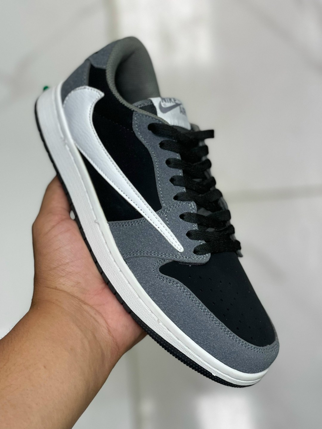 кроссовки мужские nike air jordan,кроссовки nike travis scott x air jordan 1 low,мужские кроссовки nike,nike air jordan 1 low travis scott,кроссовки nike air jordan 1 low