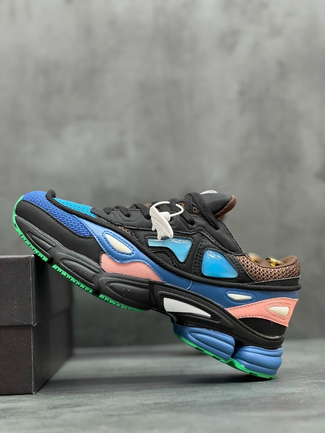 кроссовки adidas ozweego 2 x raf simons,adidas ozweego 2 raf simons,adidas raf simons ozweego,adidas x raf simons ozweego 2,адидас раф симонс озвиго 2