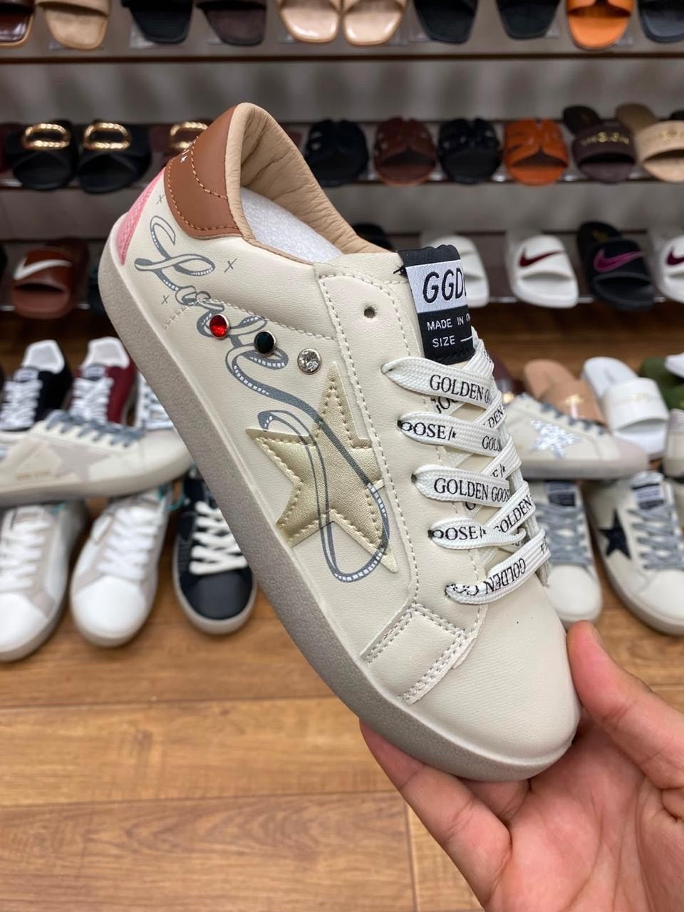 ,женские кроссовки,кроссовки golden goose,кеды golden goose,кеды golden goose женские