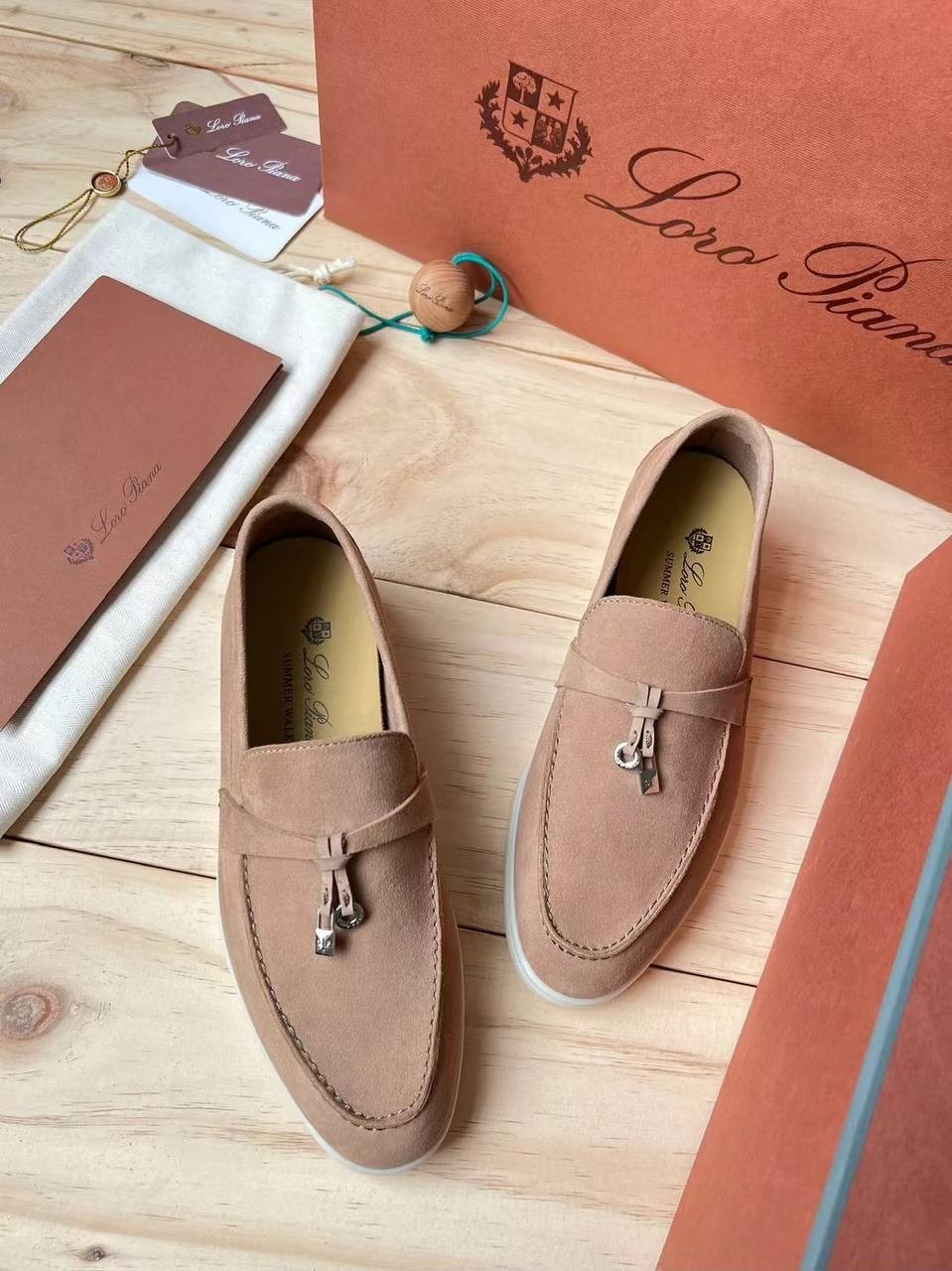 женские лоферы loro piana,лоферы loro piana summer walk,,замшевые лоферы loro piana,лоферы loro piana